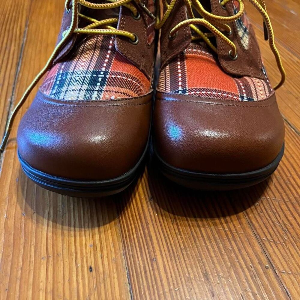 Alegria Women's Brown and Burgundy Boots - Picture 3 of 8
